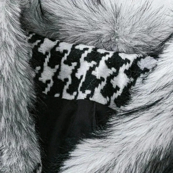 Black And White Casual Women's Faux Fur Trimmed Woolen Houndstooth Jacket - Picture 4 of 6